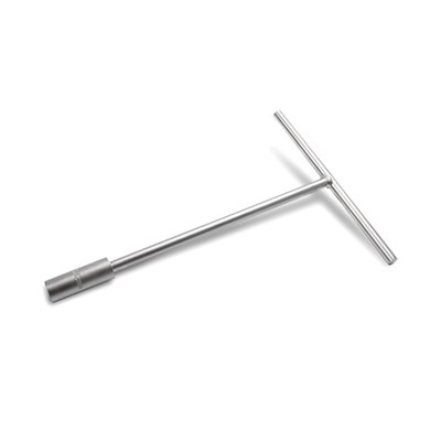 Metric. 6-point head. Also replacement T-handle for 547017 7-piece set. With durable nickel-pewter finish.
