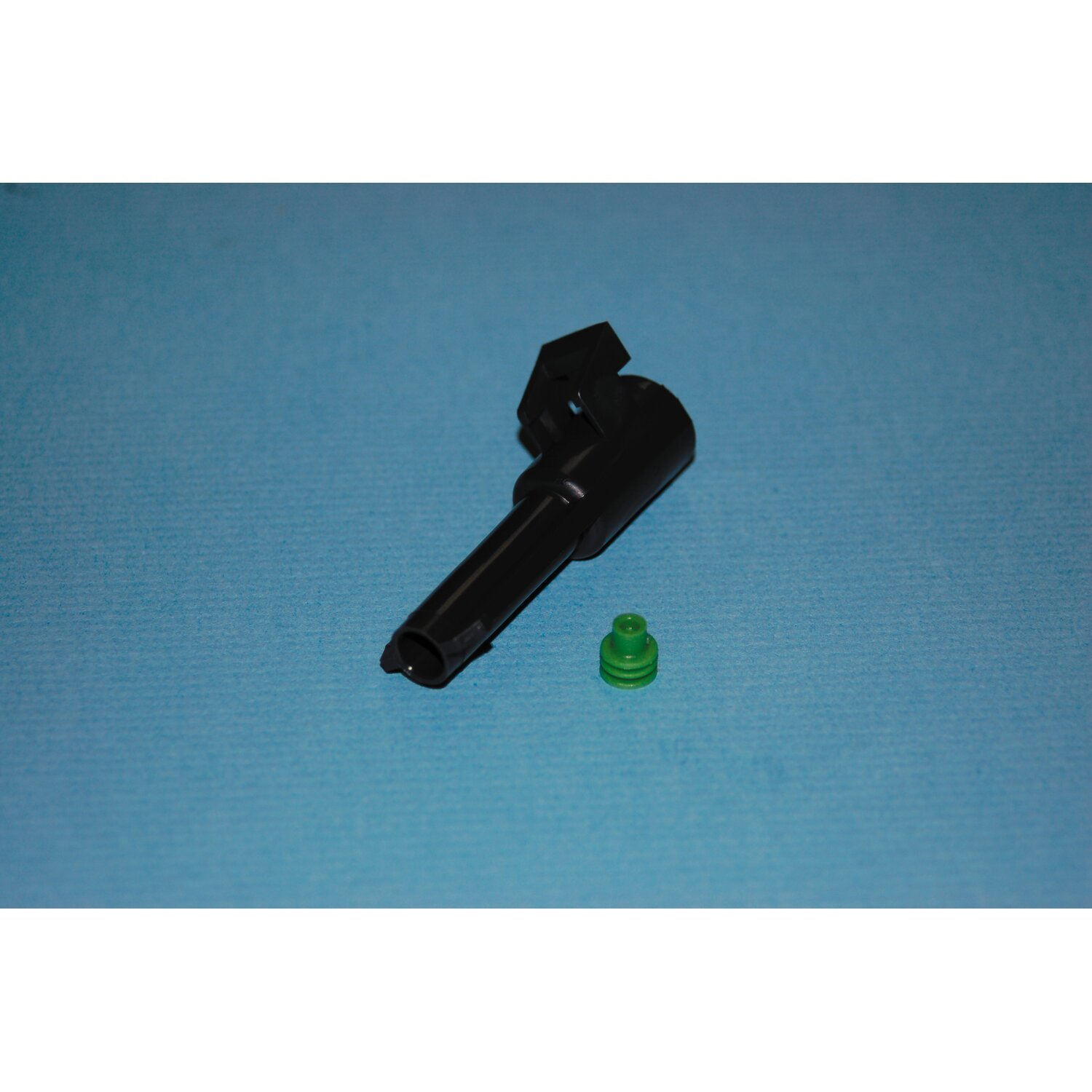 NAMZ, Delphi-Packard connector. receptacle, 1-pin