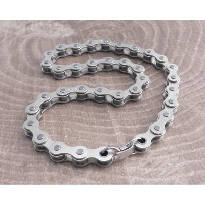 Silver; nickle-plated steel; with Hinge Clasp closure; chain links 3/4" lenght by 1/4" width