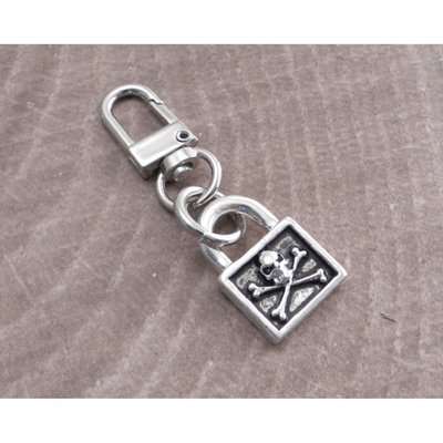 Silver; with bullnose clip