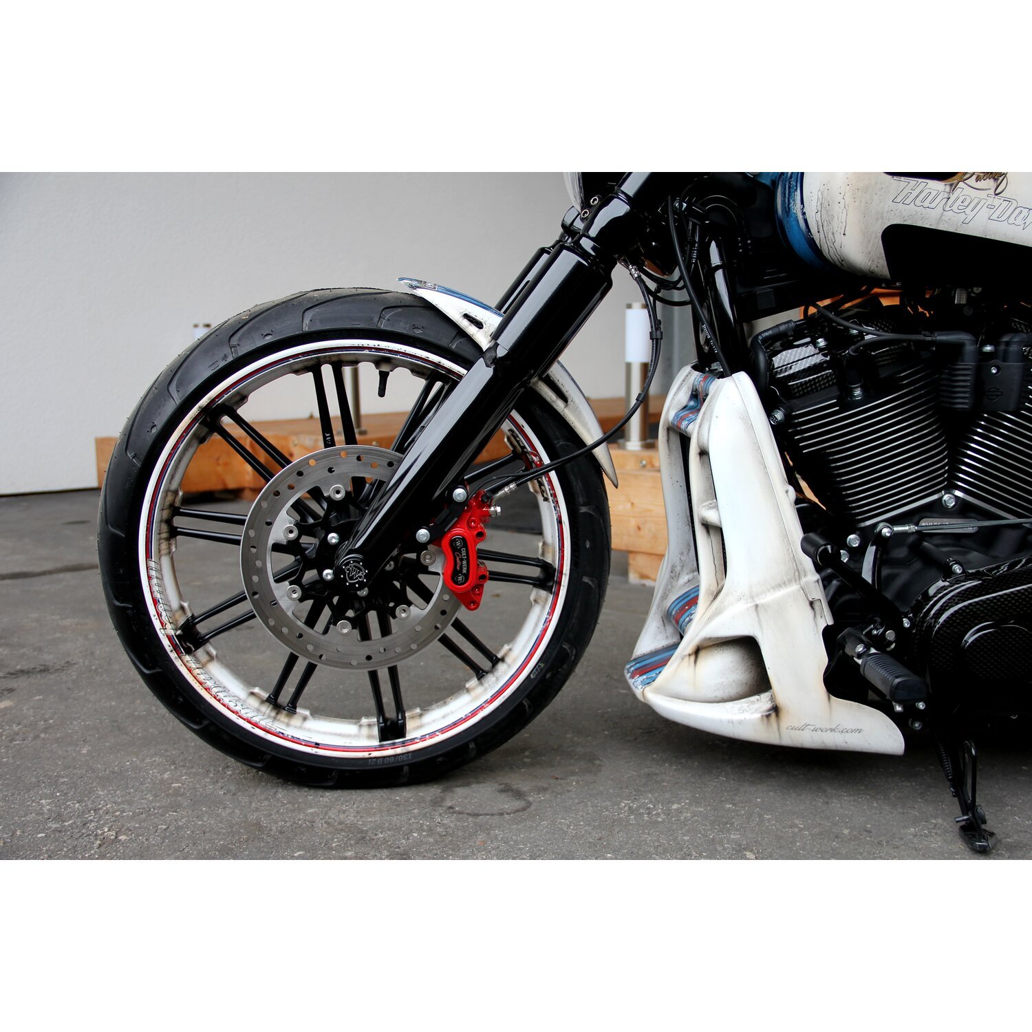 Cult-Werk, radiator cover, racing Black, Black, Matte