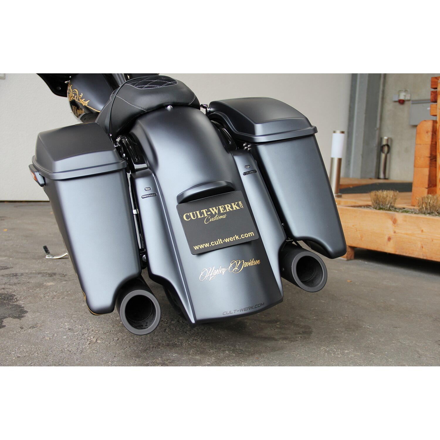 Cult-Werk, Touring rear fender conversion kit 'V1 Custom', Unpainted, Gloss
