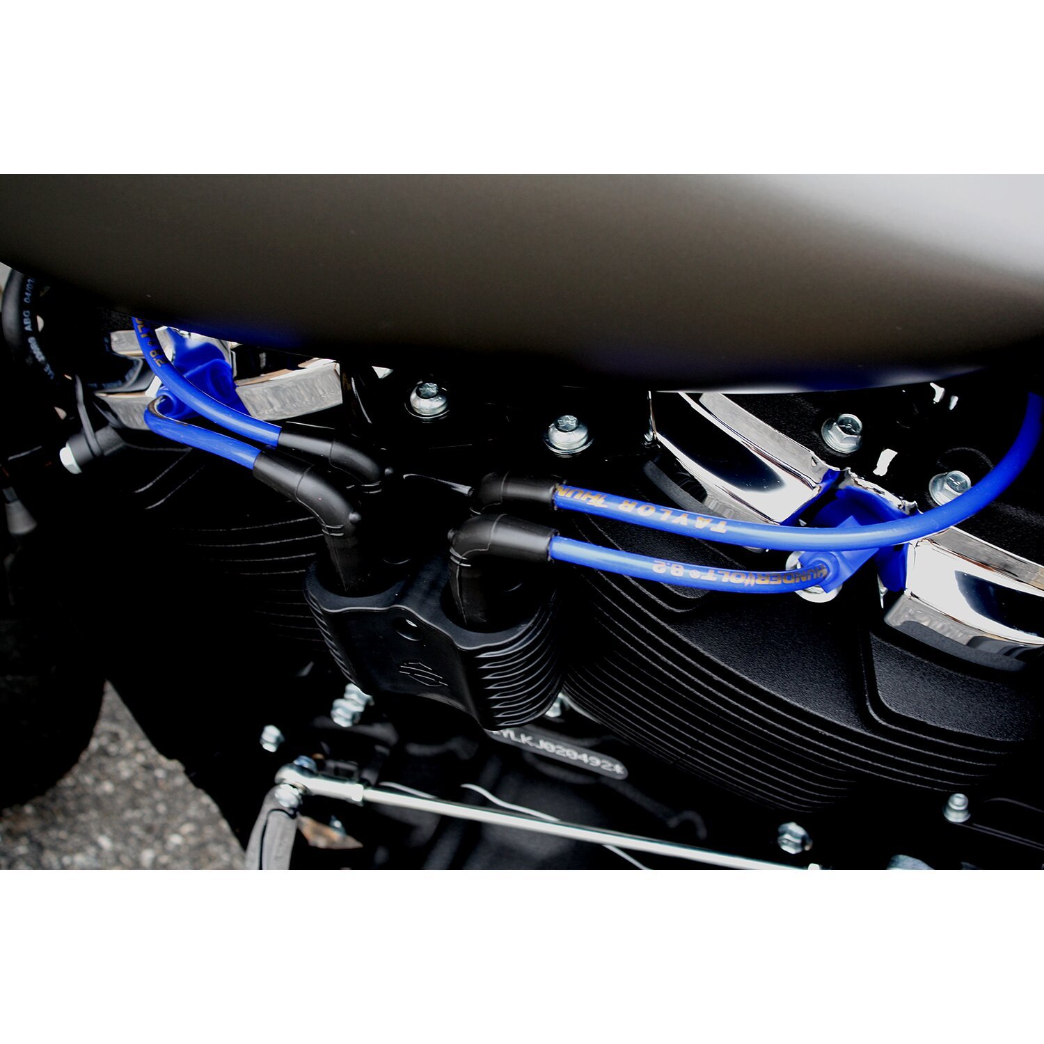 Blue — Taylor, 8.2mm ThunderVolt spark plug wire set, Blue