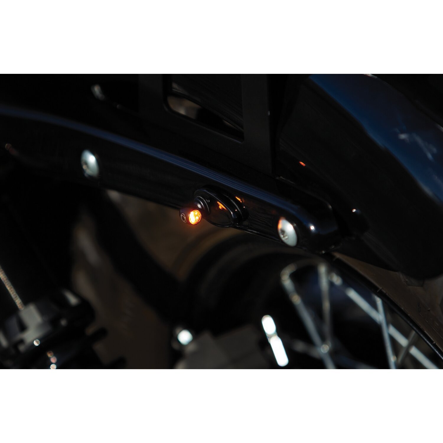 Kuryakyn, Fender strut cover plates, Black, Gloss