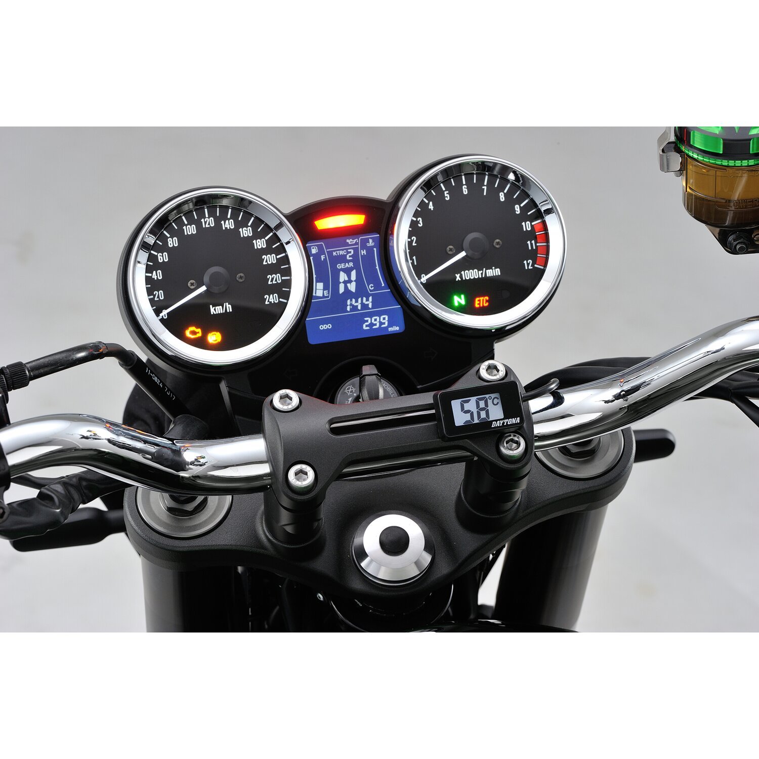 Daytona, Nano ll, Compact digital oil temperature gauge kit