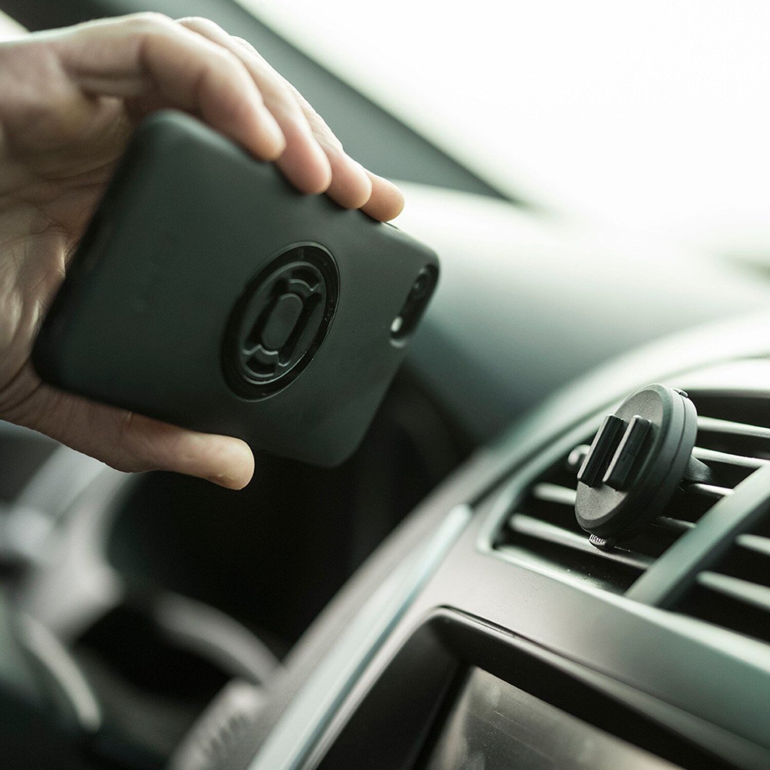 SP Connect™, air vent mount, Black