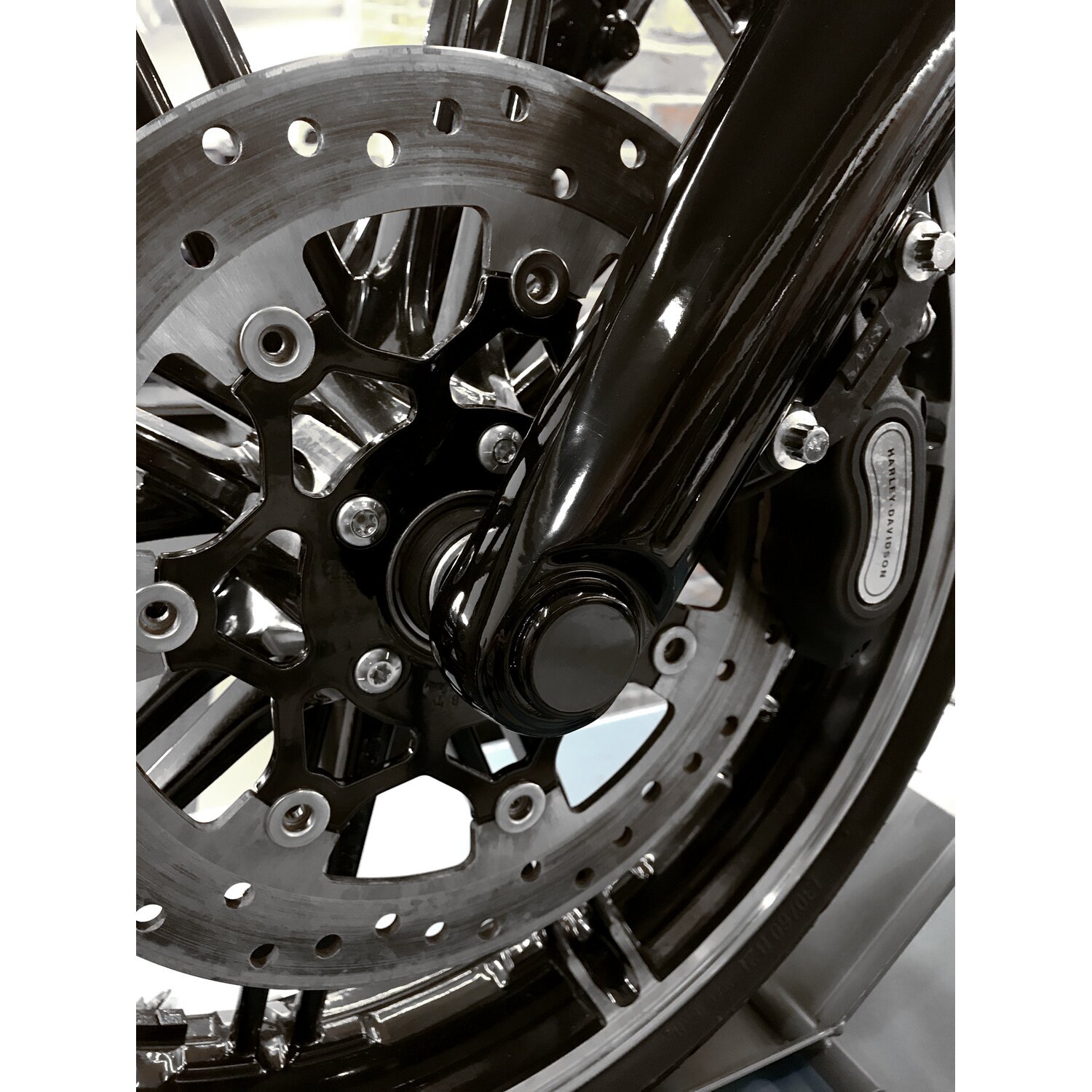 Killer Custom, front axle cover set, Black, Gloss