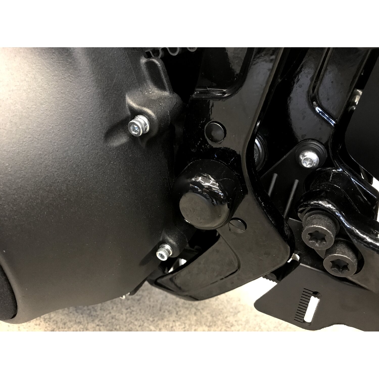 Killer Custom, swingarm axle cover set, Black, Gloss