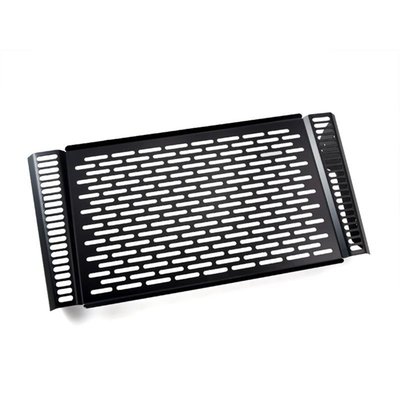 This radiator cover protects the expensive and sensitive radiator from road rocks. It has been made from black powdercoated stainless steel. Easy installation as mounted to the OEM mouting holes.