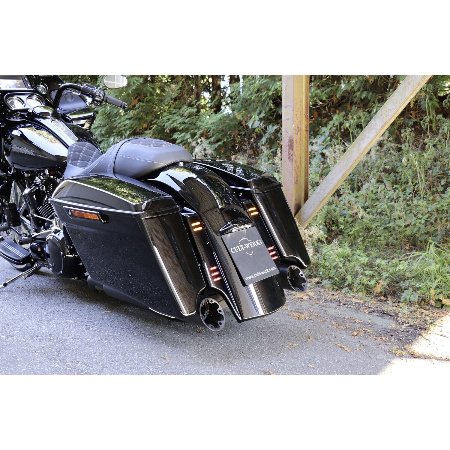 Cult-Werk, Touring rear fender conversion kit 'V2 Custom', Unpainted, Gloss