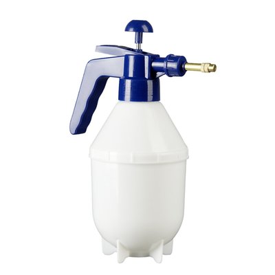 1000cc. 200mm to 125mm diameter x 285mm high. White/transparent polyethylene container with an adjustable and closeable brass nozzle. Sprays 0.75cc per stroke. Recommended for use with water. 

Note: Not suitable for acetone, glycol, ammonia, brake cleaners and acids like formic acid, acetic acid, or chemical products.