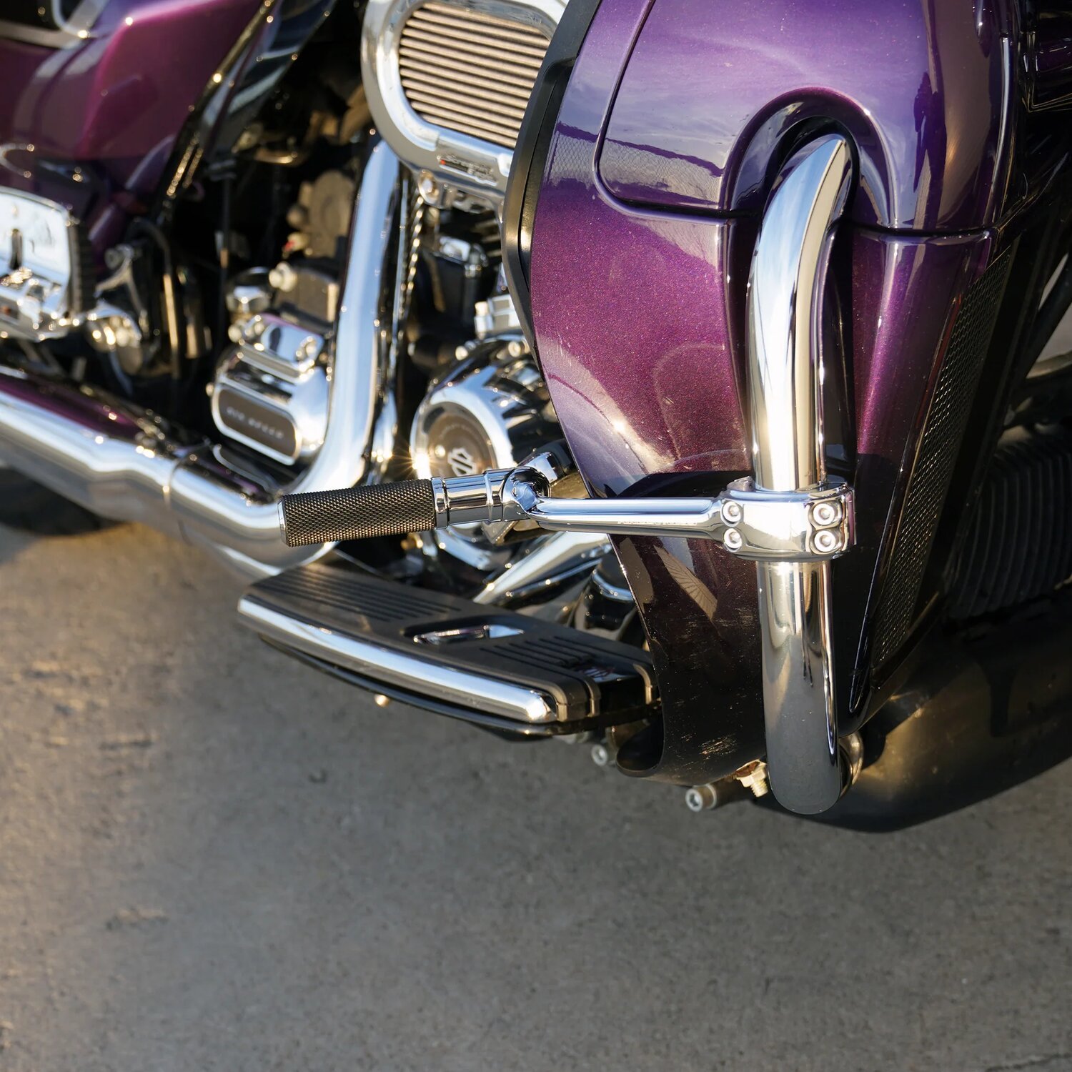Arlen Ness, forged highway peg mounts. With pegs, Chrome