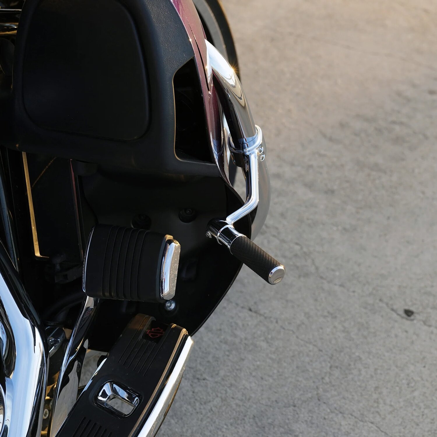 Arlen Ness, forged highway peg mounts. With pegs, Chrome