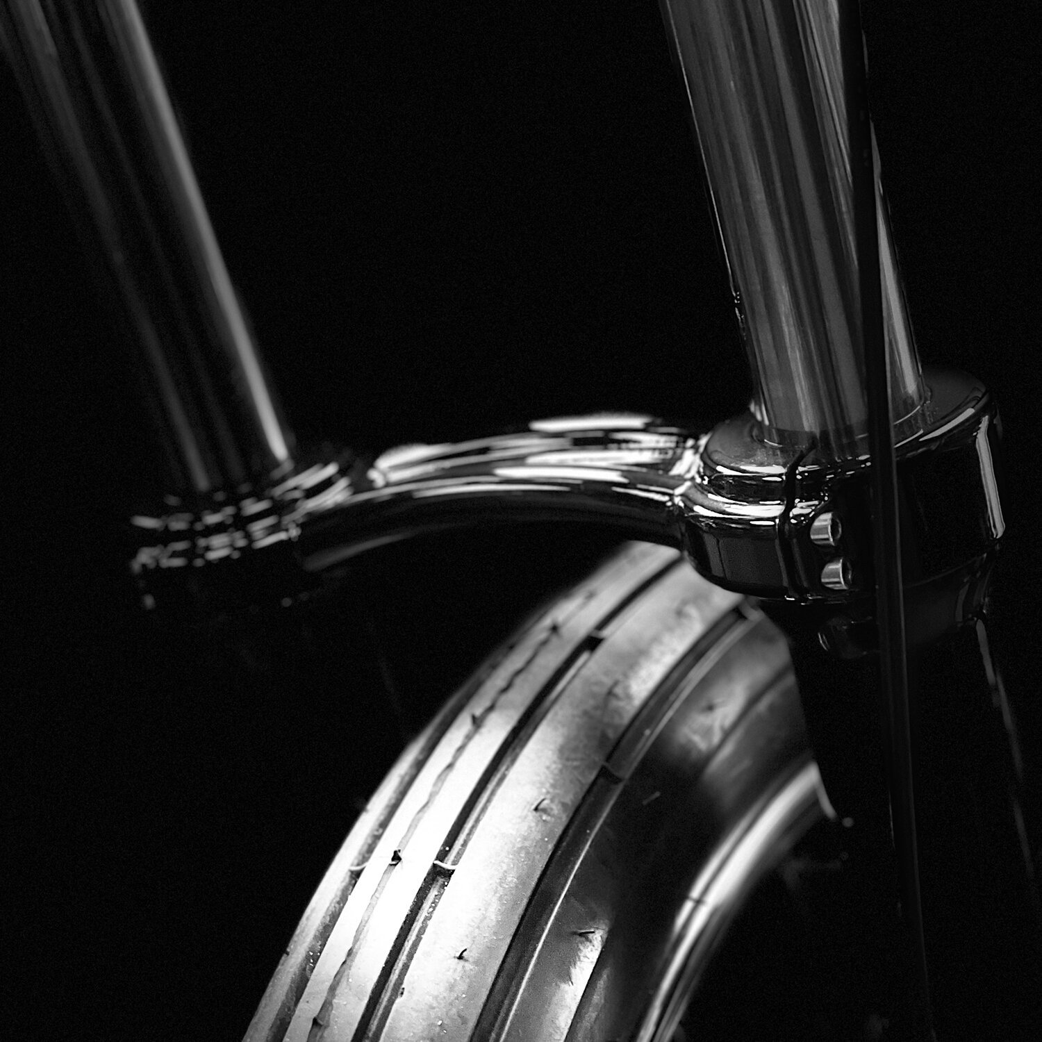 Bare Knuckle Performance, Clinch fork brace. 39mm