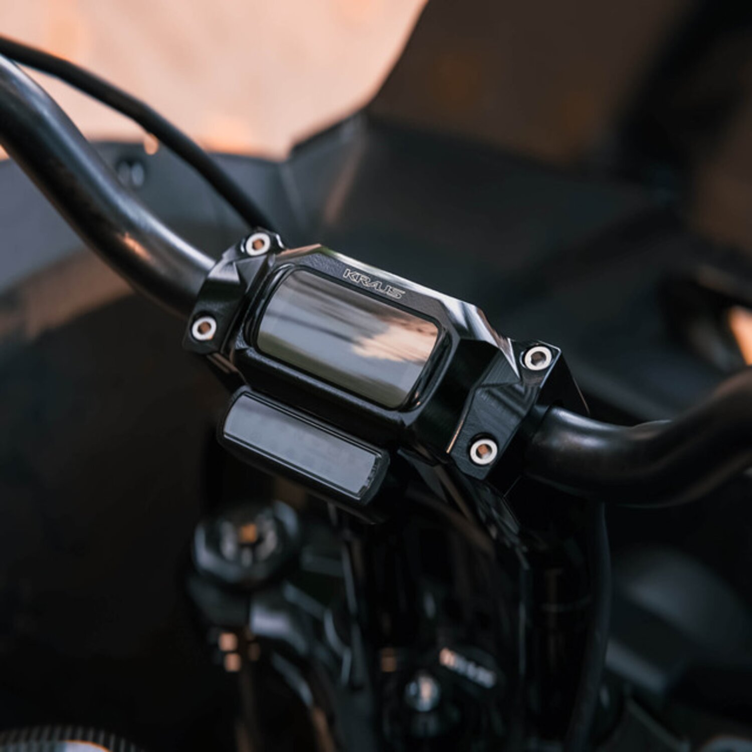Kraus, Core Riser Top Plate. 1". Black anodized, Gloss