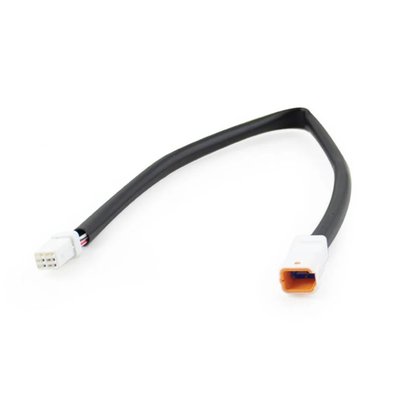 Used to extend the wiring on KOSO 987929, 993831 and 955032 D2 multifunctional speedometer / tachometers.
Plug & Play, complete with connectors.
Compatible with:
- D2 multifunction meter for Harley-Davidson® Baggers (BA080030)
- D2 multifunction meter for BA080020 / MCS 987929 and BA080010 / MCS 993831
- D2 multifunction meter for BA080000 / MCS 955032
- Specifications (R= Range U=Unit)