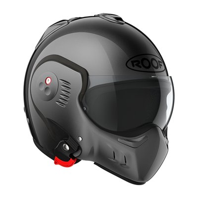 The ROOF Boxer Alpha helmet, the cult helmet with its two red safety locks, is recognizable among thousands of people. Its very compact shape optimizes both comfort and safety. The fiberglass shell of the Boxer helmet makes it particularly resistant to shocks and the test of time. The ROOF Boxer Alpha is equipped with removable foams for simple and precise installation of headphones, the FlexLocker system, an anti-scratch and antifog Crystal visor. The Boxer Alpha visor is compatible with the Boxer V8 and Boxer V8S visor. The Alpha helmet has the ECE 22.06 C/J approvement. Whether you are starting out on a motorcycle, enjoying it on a daily basis or buying the helmet that you first fell in love with on two wheels, the Boxer Alpha is made for you.