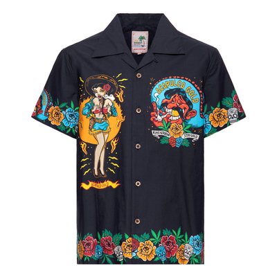 Ay, caramba! This King Kerosin Hawaiian shirt is a real hit for fans of Mexican vibes, retro art, and funky looks. The large-scale print combines a señorita motif with skull blossoms, burning chili peppers, and a nod to tattoo tradition and a touch of Acapulco gold for the truly relaxed. Thanks to the regular fit, lapel collar, and wooden button placket, the cut is as relaxed as your next summer evening. The lightweight fabric ensures a comfortable fit, whether at the beach, a barbecue, or a festival. If you want to stand out, you can't go wrong with this shirt!