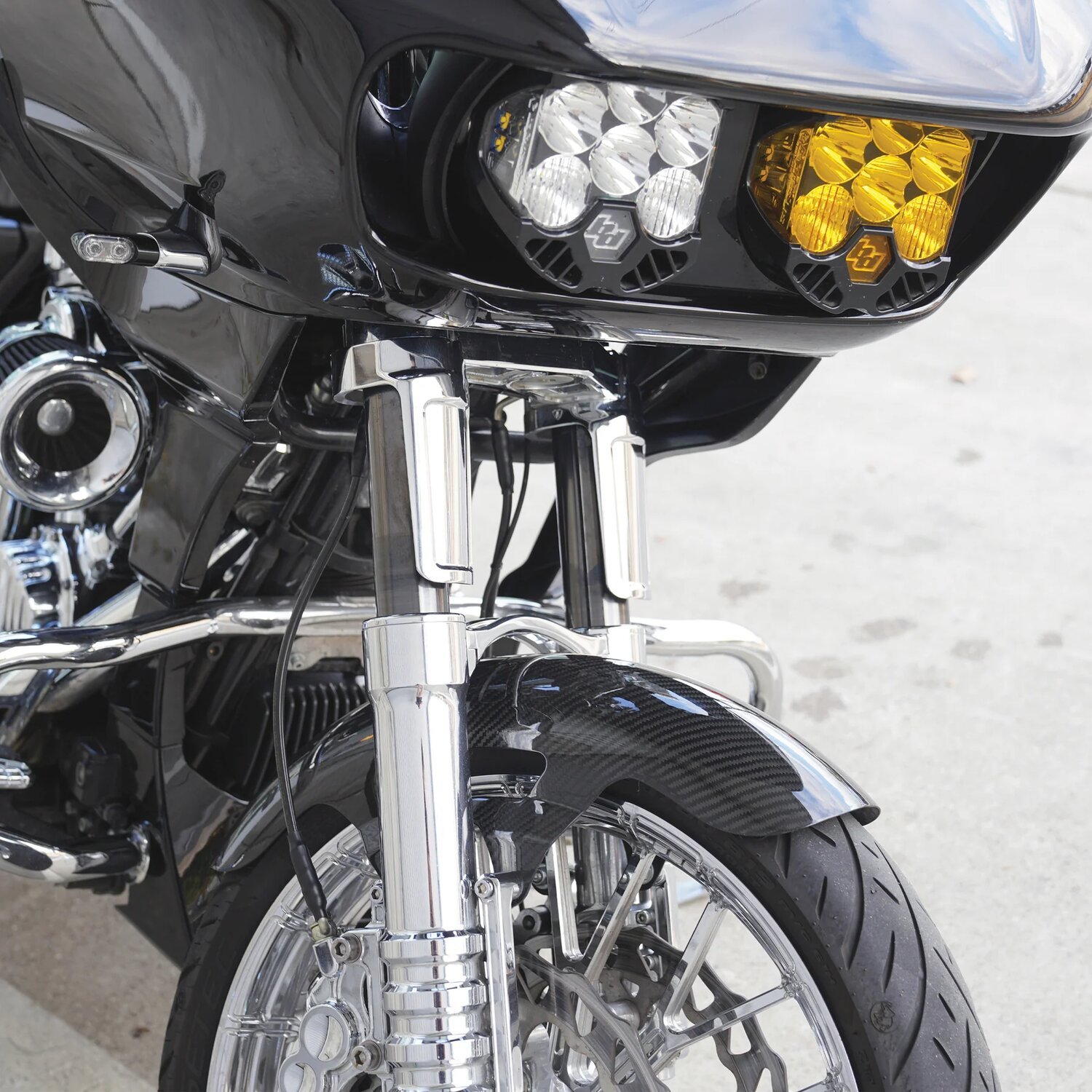 Arlen Ness, 19" Cafe front fender. Carbon fiber, Unpainted, Gloss