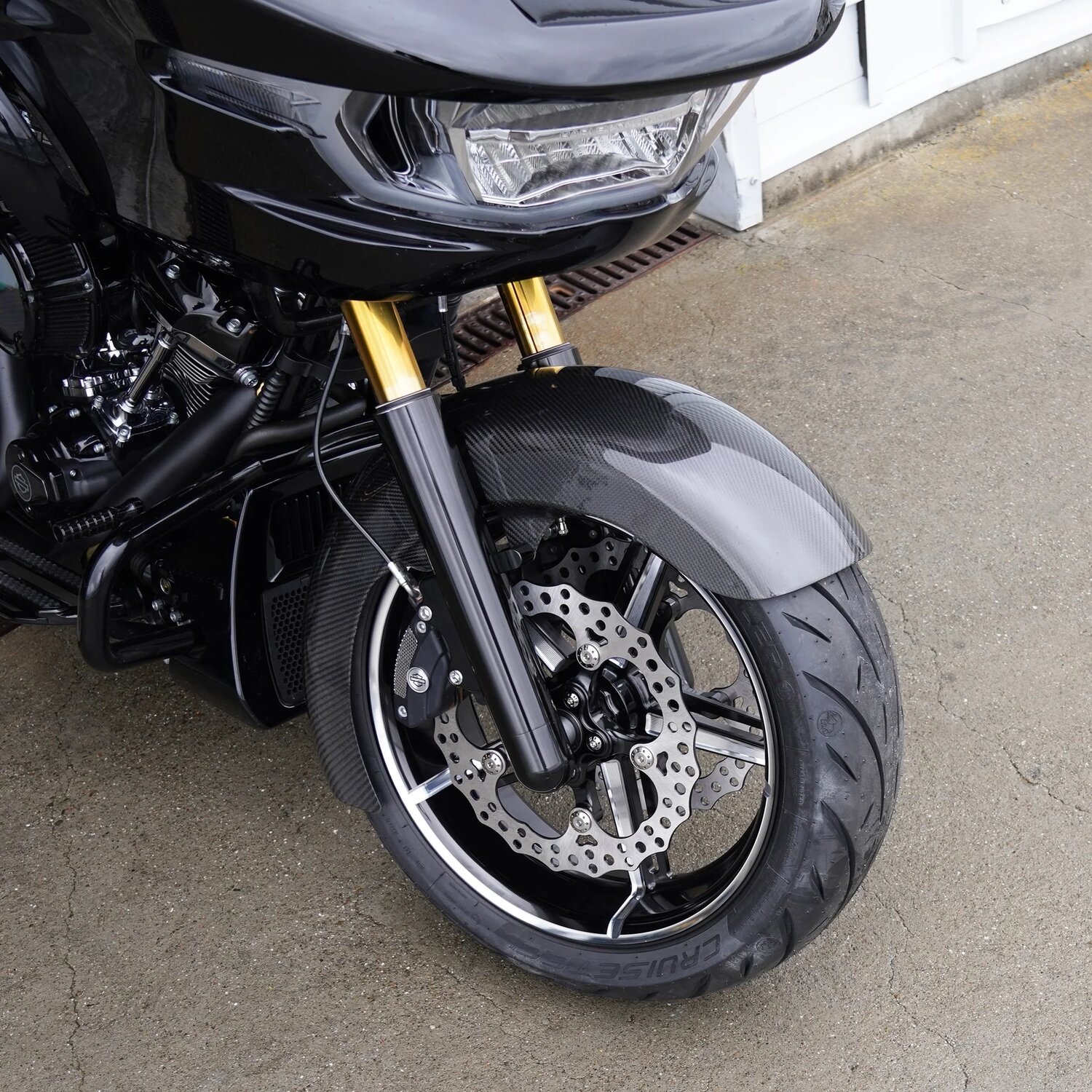 Arlen Ness, 18 x 5.50 Factory 24 wheel. Front. Black CC