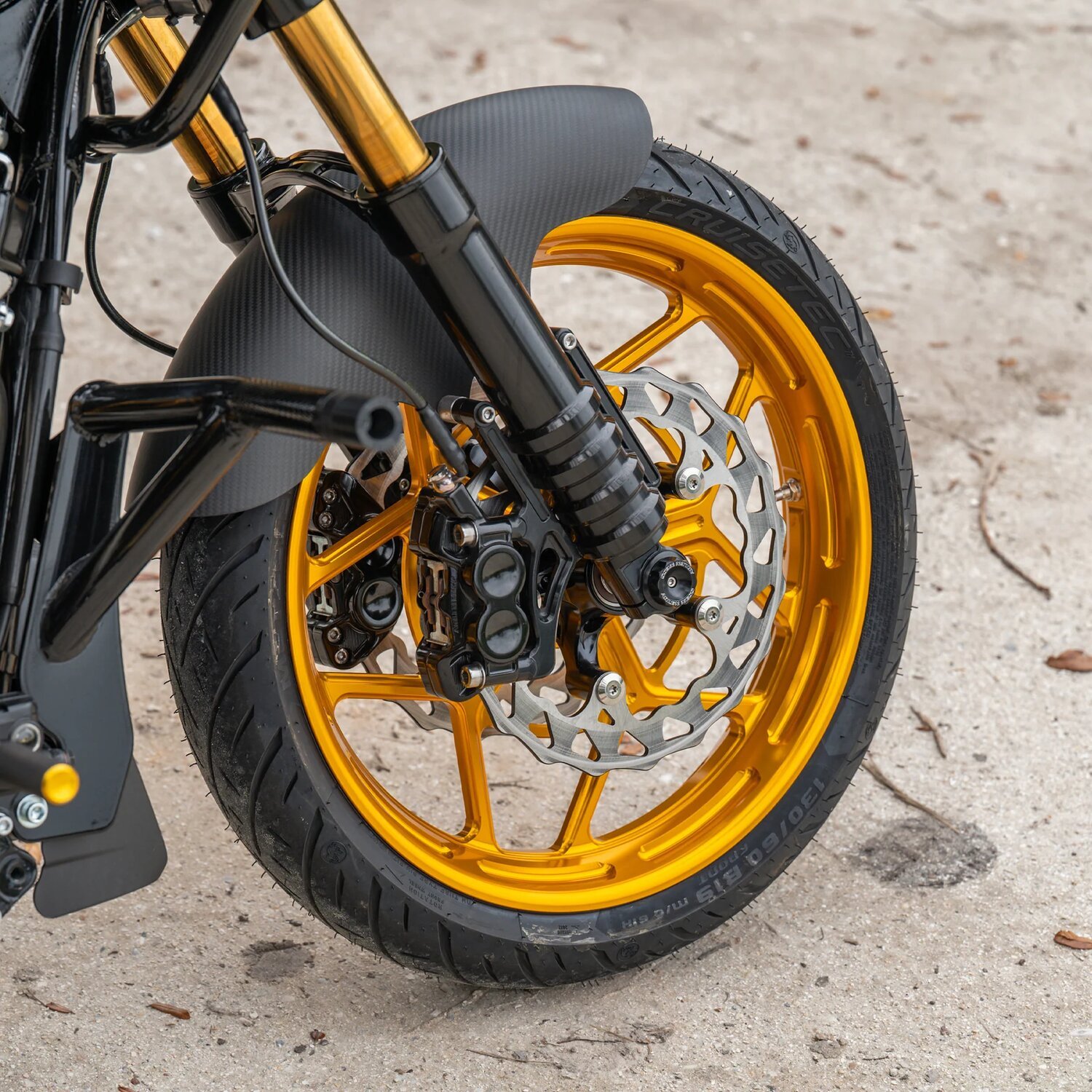 Arlen Ness, Speed 5 rim 21 x 3.5". Front