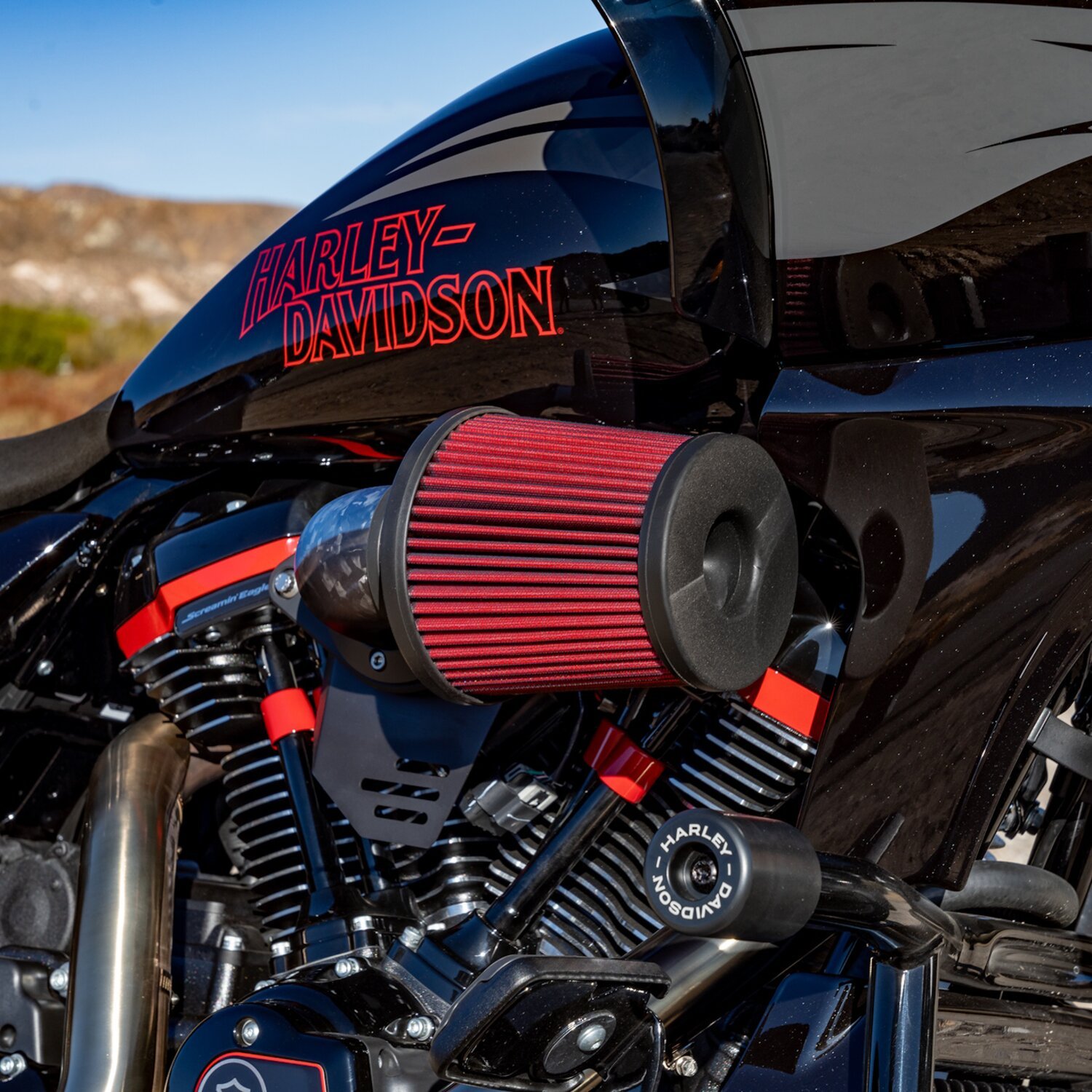Vance & Hines, VO2 Falcon XL air intake. Gloss Forged