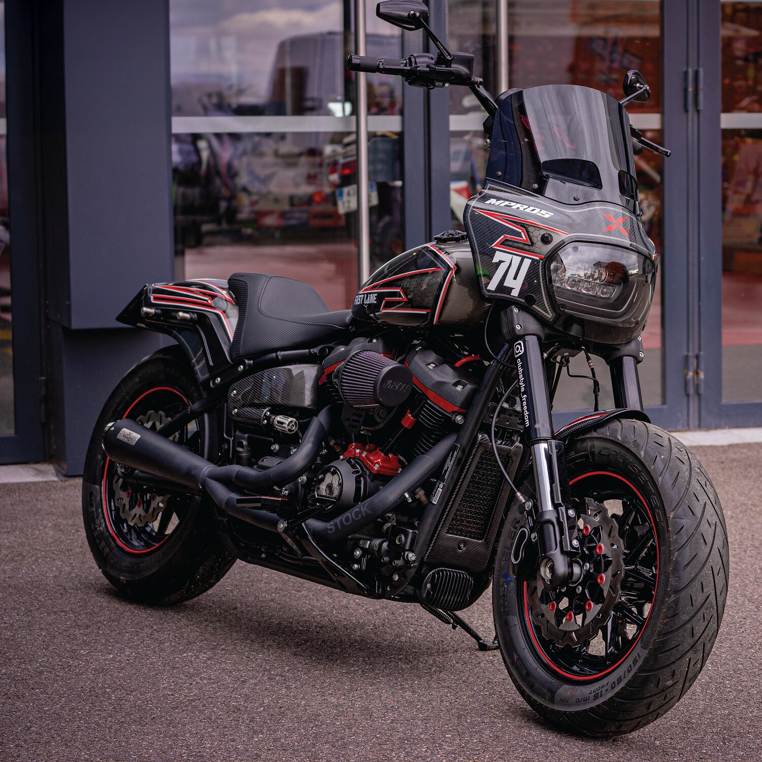Malparidos, M8 Softail 2-1 exhaust. SS Black. Euro 4/5