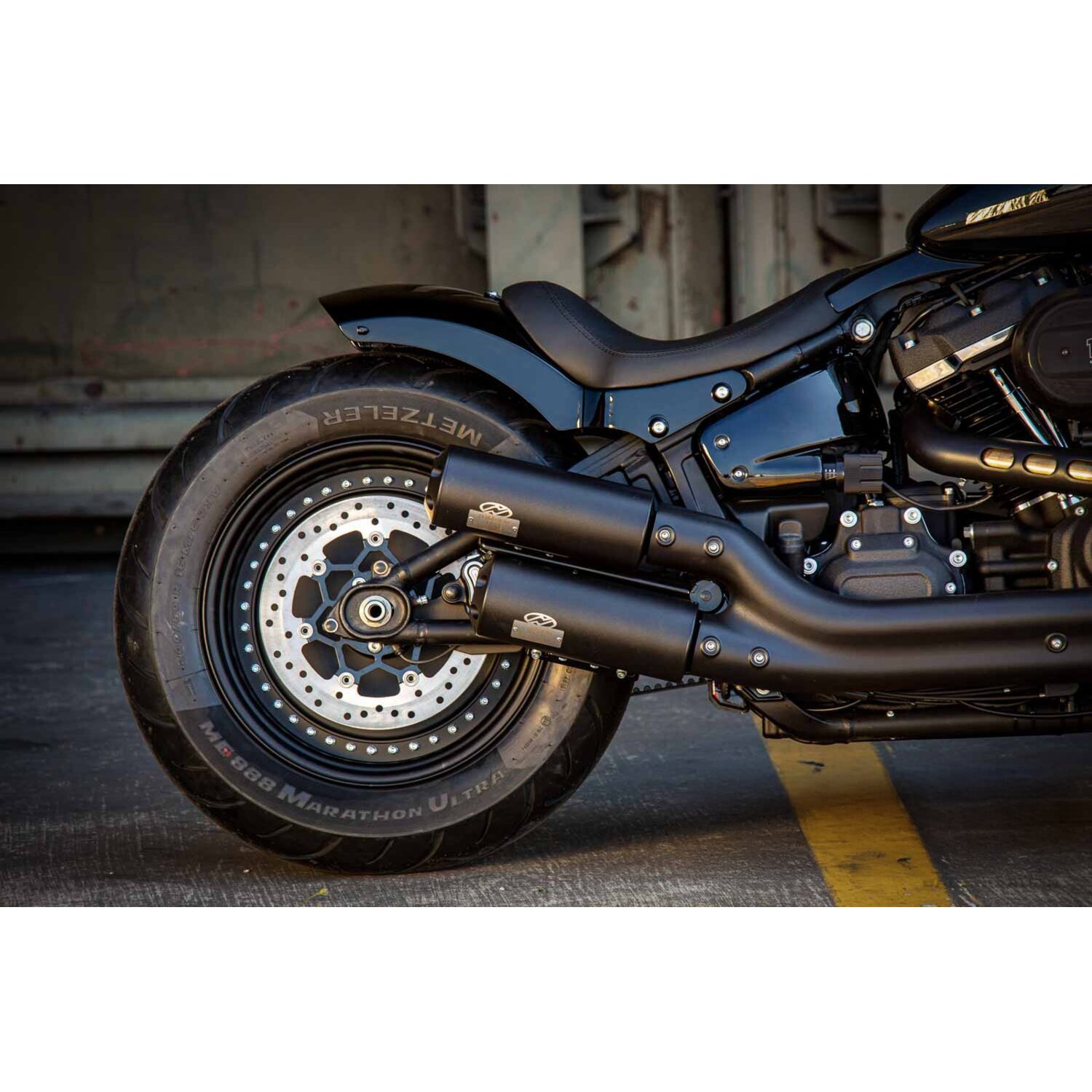 Rick's Motorcycles, rear fender kit for 180mm tire. Short