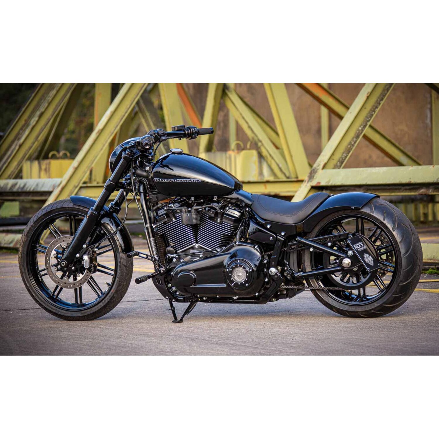 Rick's Motorcycles, 21" front fender Long