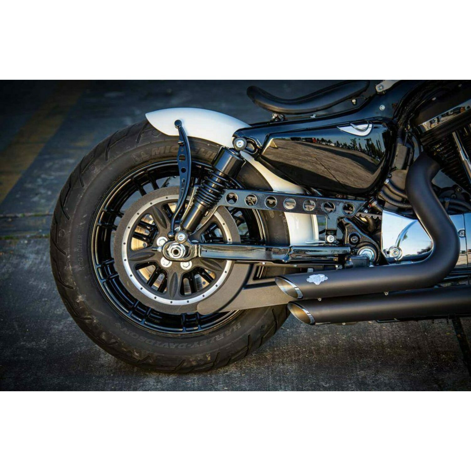 Rick's Motorcycles, belt cover Round holes