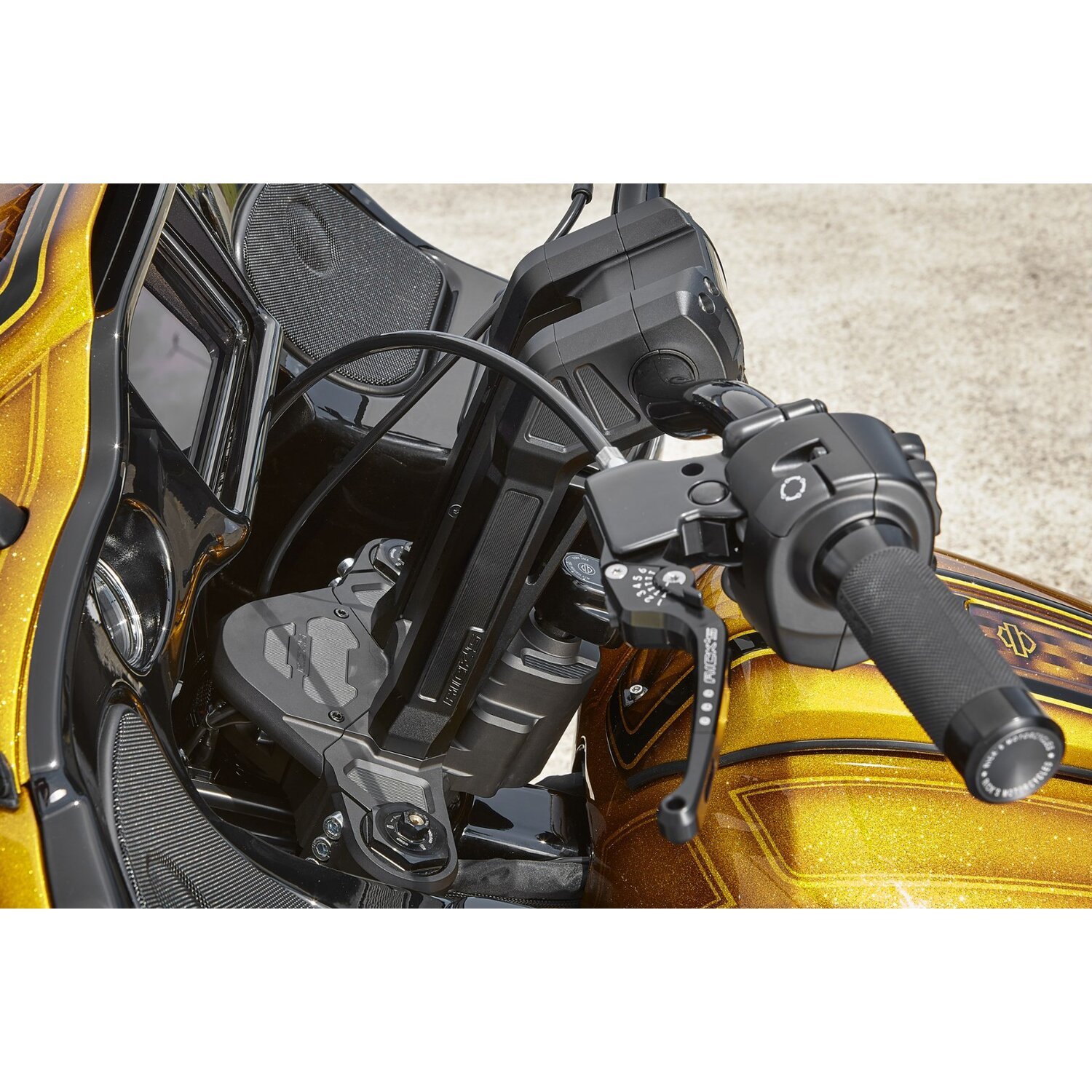 Rick's Motorcycles, Clubstyle riser kit Pullback ST. 7", Black, Anodized