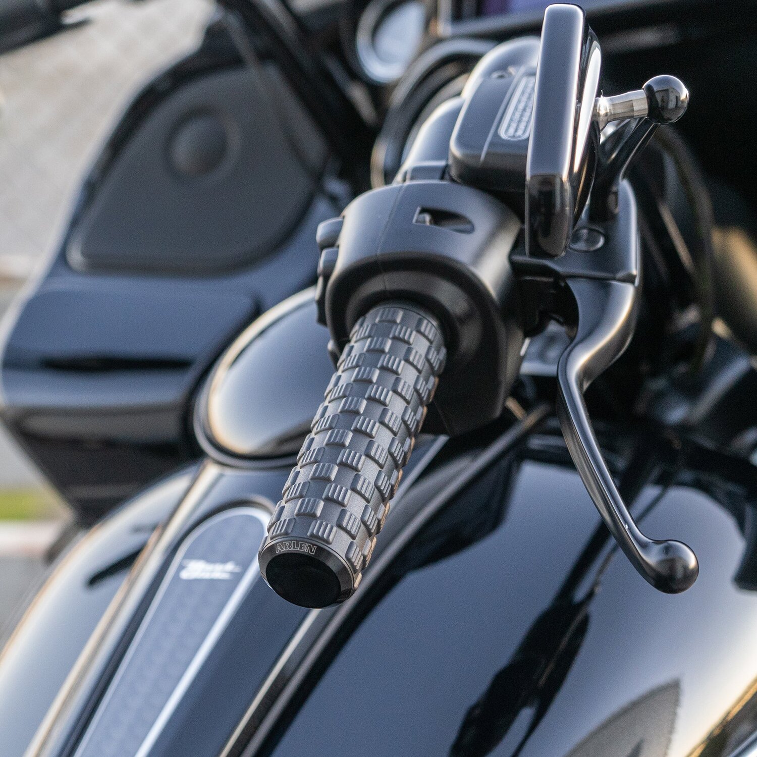 Arlen Ness, Air Trax Grips Gen 2 e-Throttle, All, Black