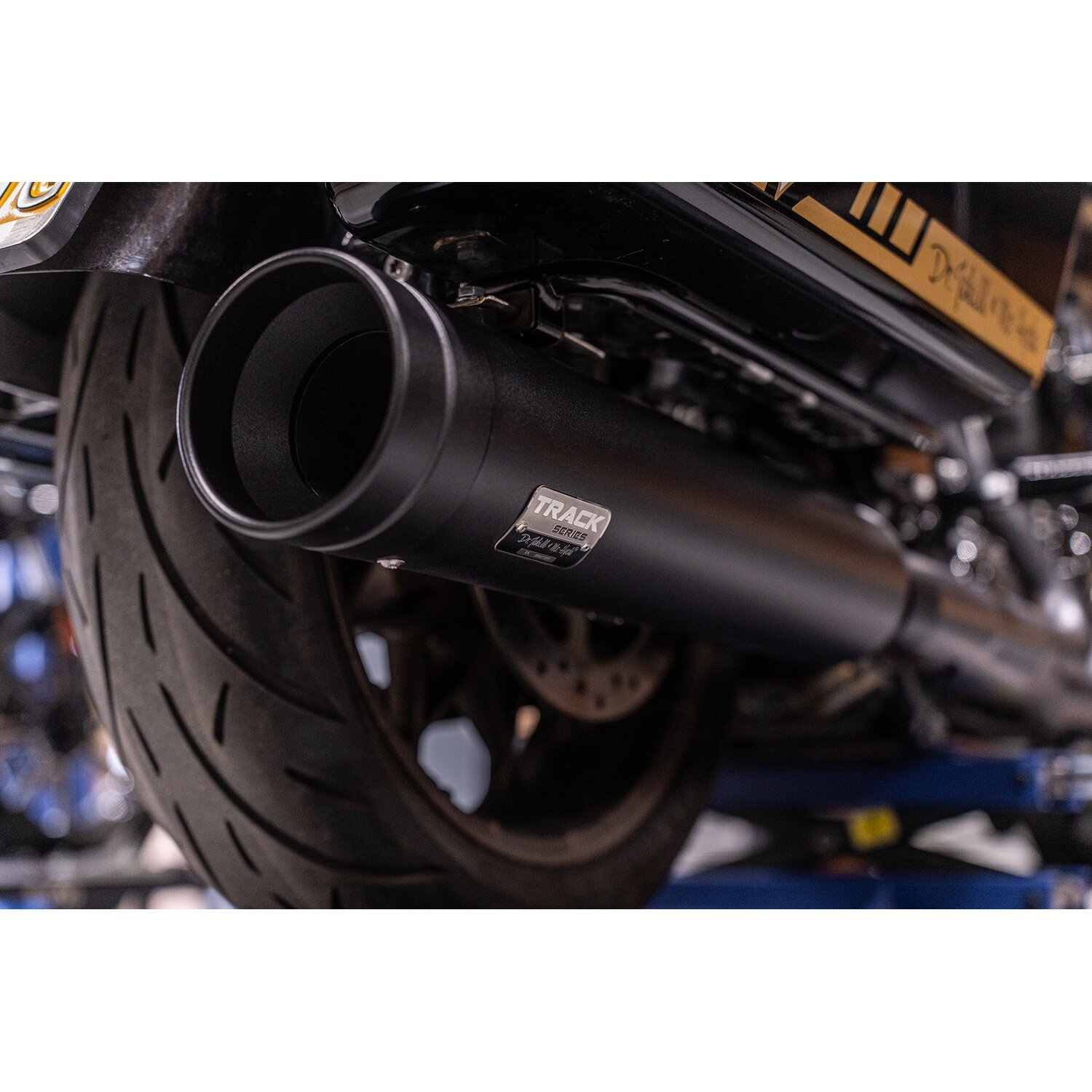 Track Series, 2-1 slip-on muffler. Black. Big Shot