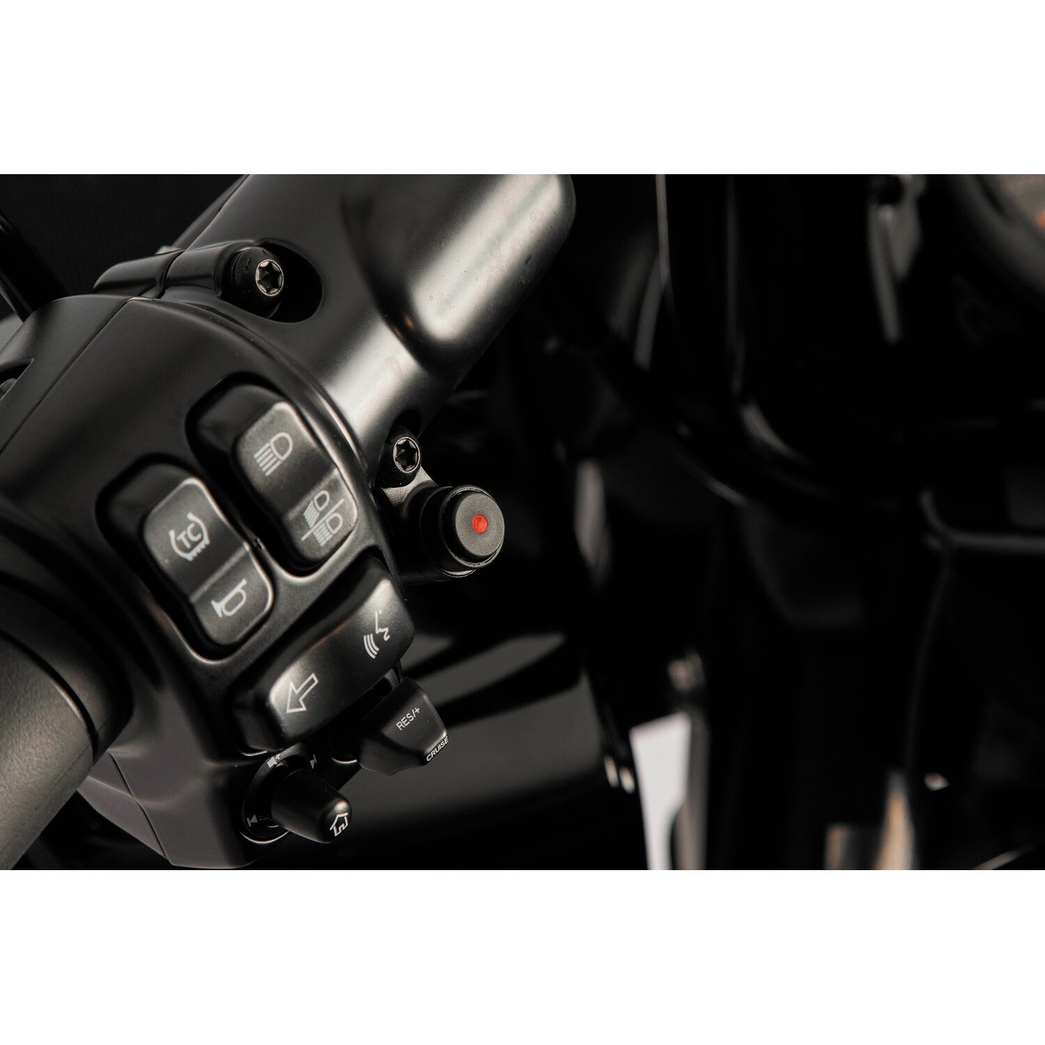 Track Series, 2-1 slip-on muffler. Black. Big Shot