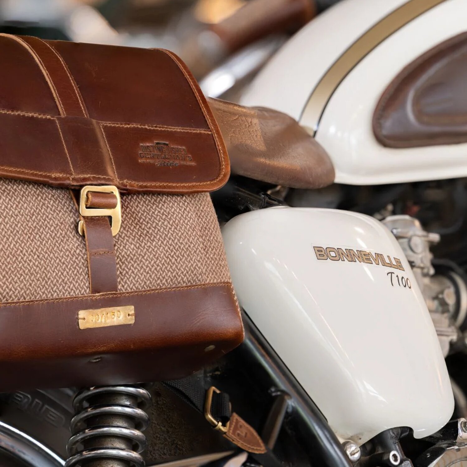 Trip Machine x DGR Wayfarer Pannier, cognac
