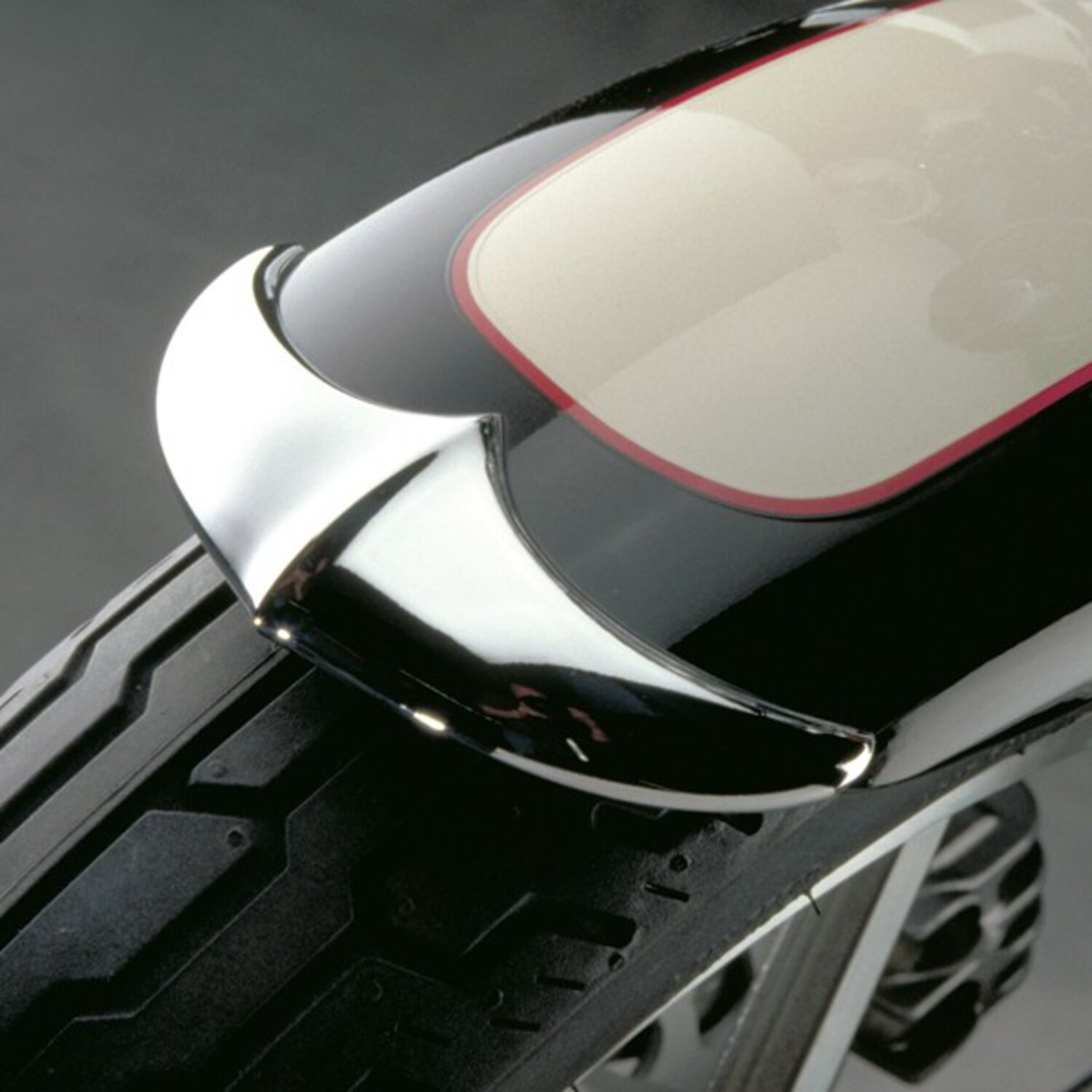NC cast front fender tip chrome, Unpainted