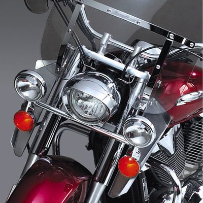 Chrome Lower Deflectors attach to the motorcycle using the SwitchBlade® or Heavy Duty™ Mount Kit for a clean appearance on the forks. 
They improve the performance of your windshield by preventing unwanted turbulance around your waist and unwanted updrafts on your back. 
These lowers can be used together with a SwitchBlade®, Heavy Duty™ or Dakota 4.5™ windshield and a National Cycle spotlight bar for an integrated front end appearance.
