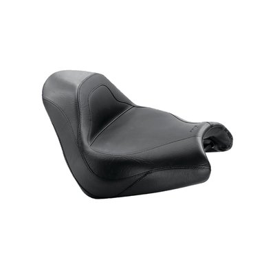 A 14,5 wide solo seat. Mustang's Sport Touring seats feature a sportier look than traditional touring seats, with a driver bucket that sits you in the ideal cruising angle at a similar reach to the controls compared to stock.