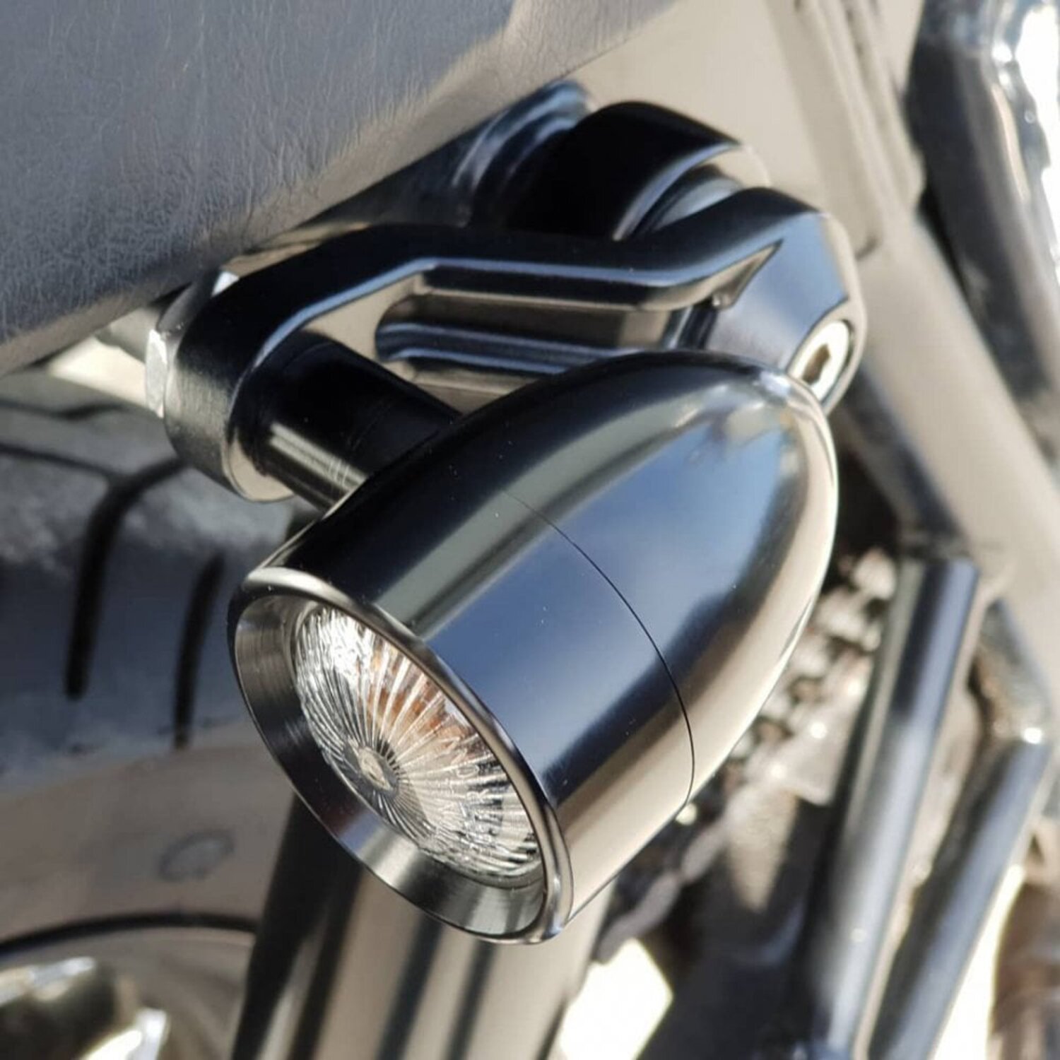 Motone, ribbed Triline turn signal brackets, Black