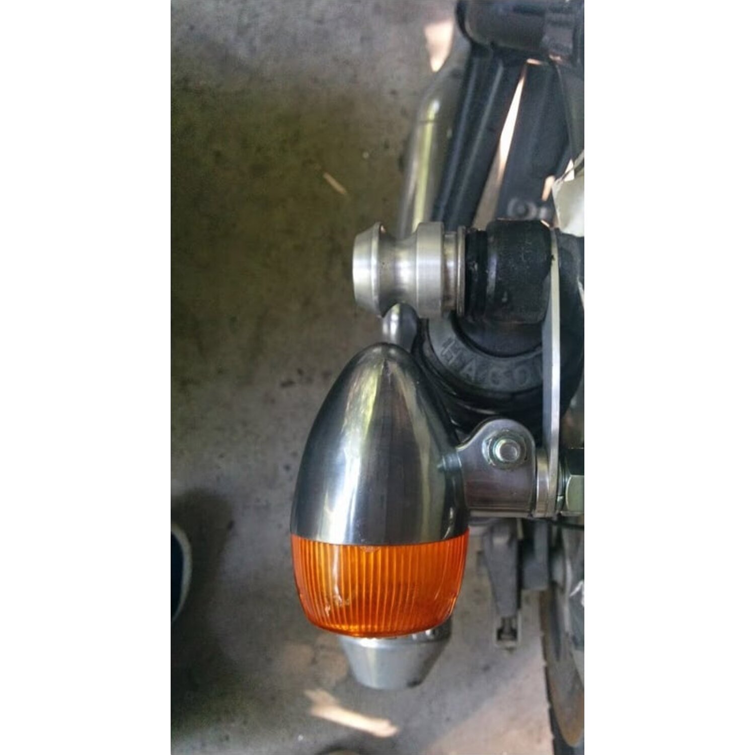 Motone, turn signal brackets, top shock mount, Polished