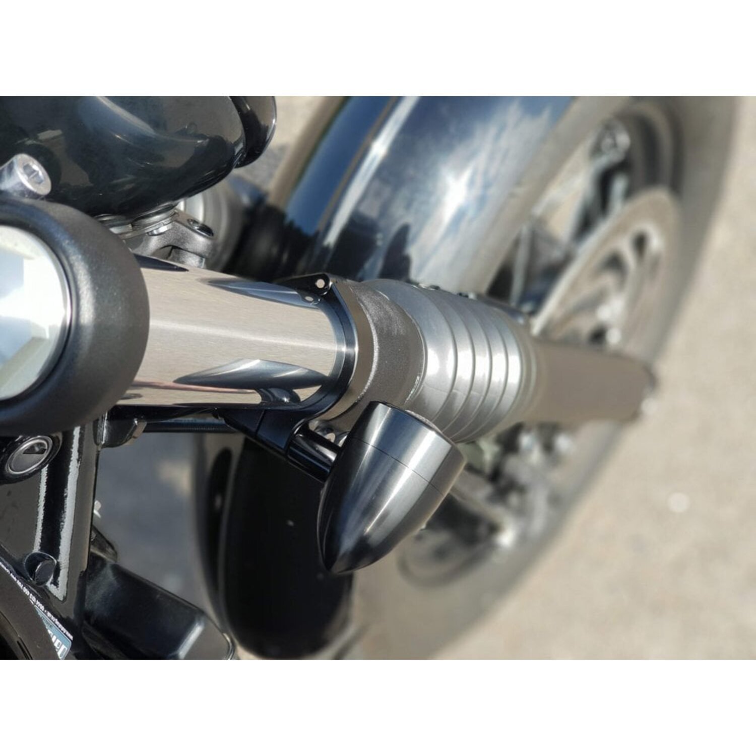 Motone, Wrap-around turn signal brackets, 47mm forks, Black, Matte