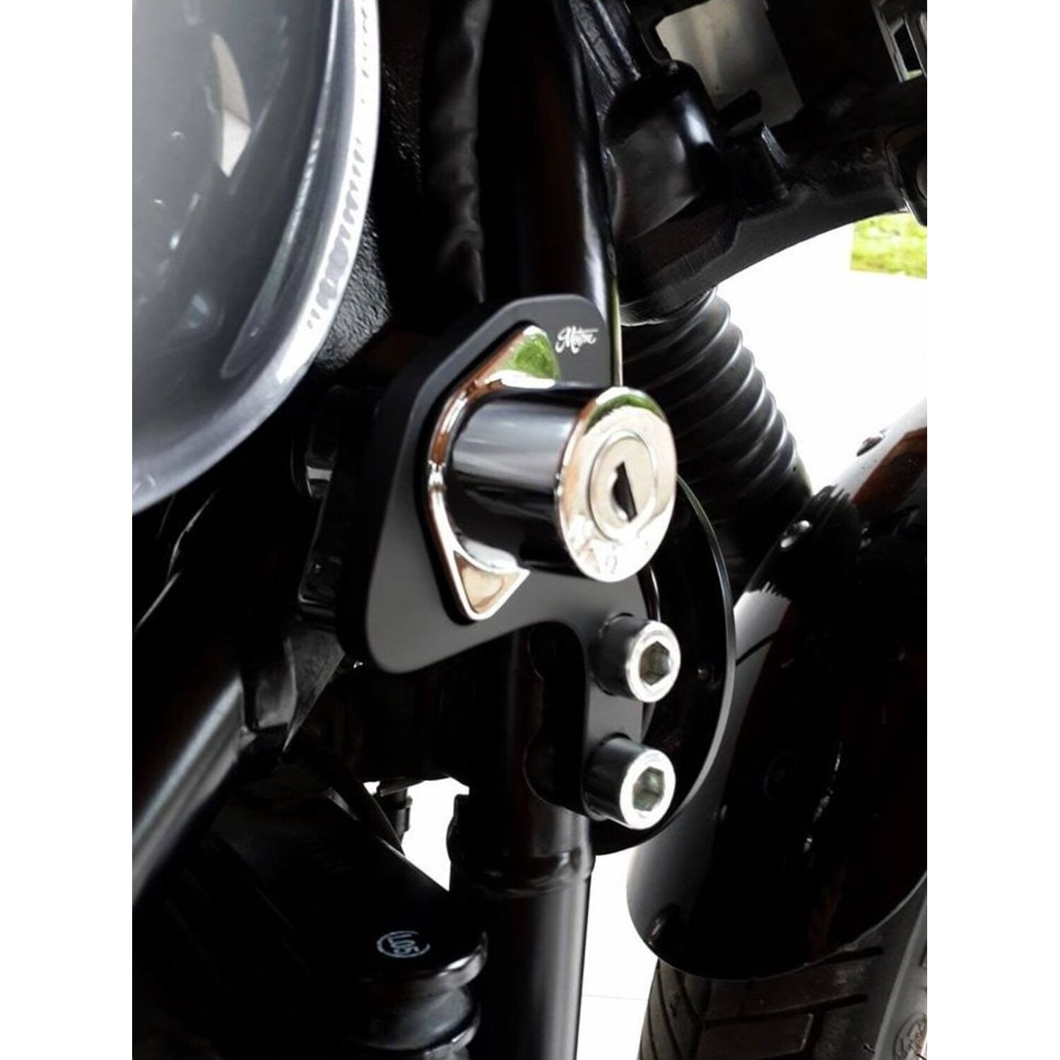 Motone ignition relocation bracket, RHS, Black
