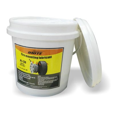 Used when installing a new tire on the rim. 4kg. bucket.
Note: See 906082 for a tire grease brush.