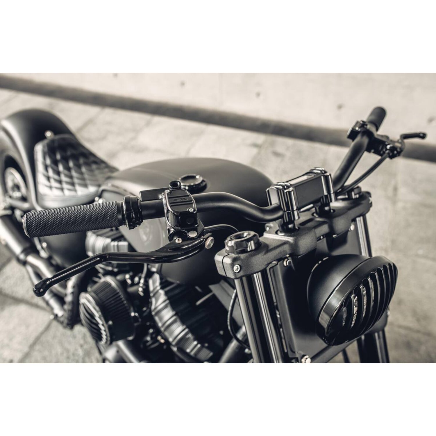 Rough Crafts, M8 Softail 1.3" finned risers, Black, Anodized