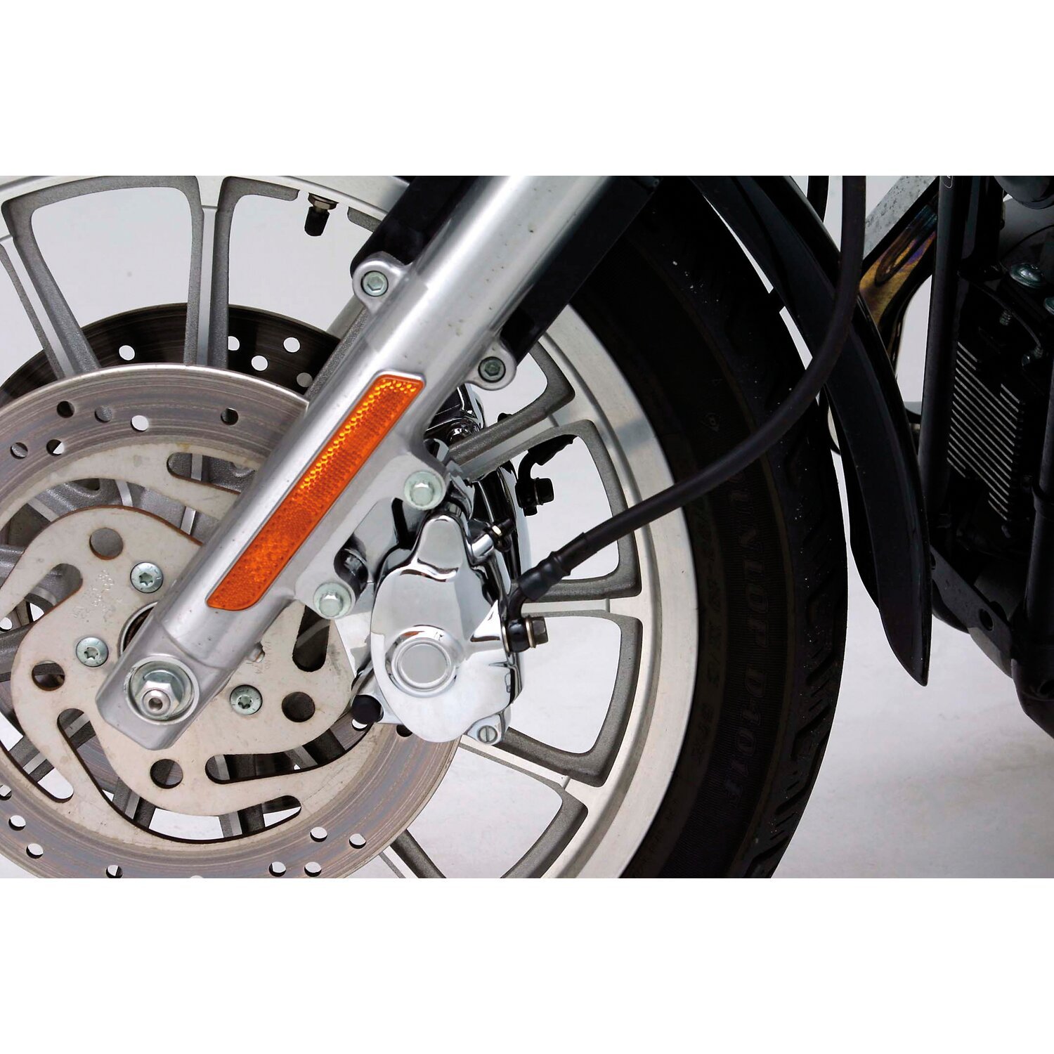 Brake caliper, left front