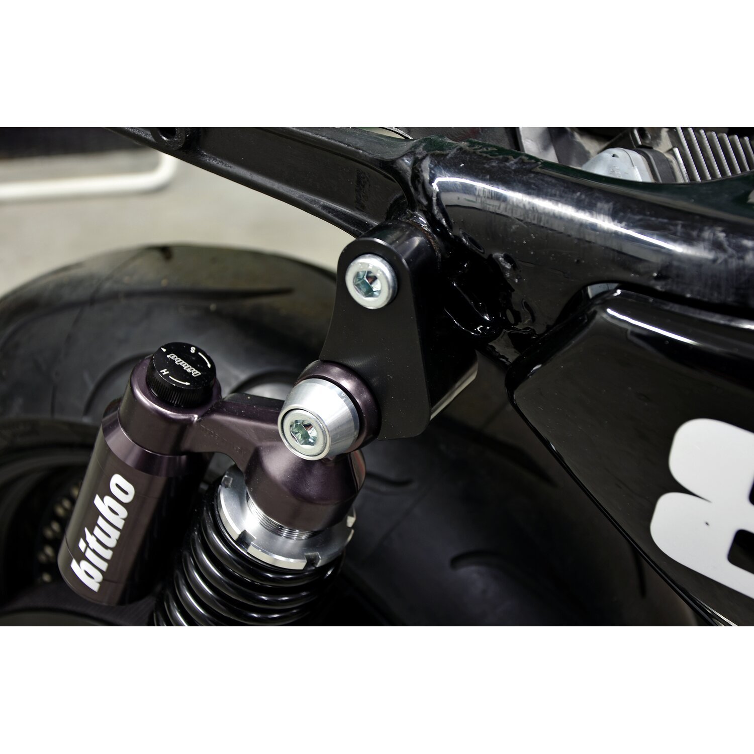 Free Spirits, Sportster tail riser kit, Black