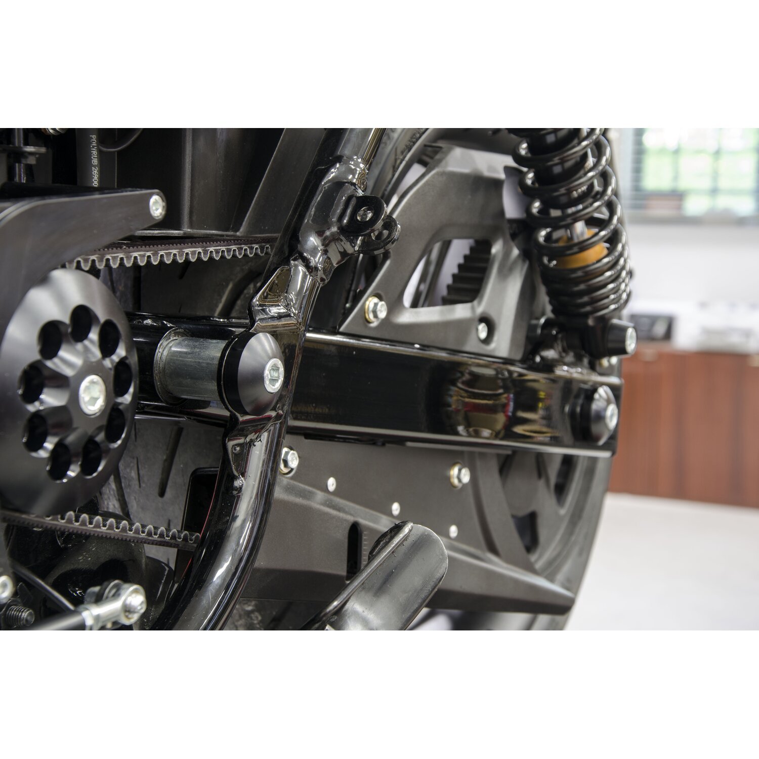 Free Spirits, Swingarm / wheel axle & cap kit, Black