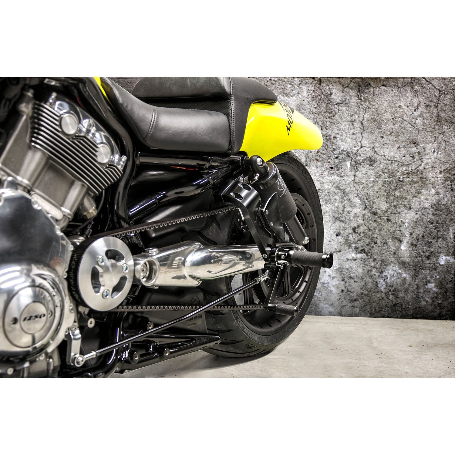 Free Spirits, rear set controls for V-Rod, Black