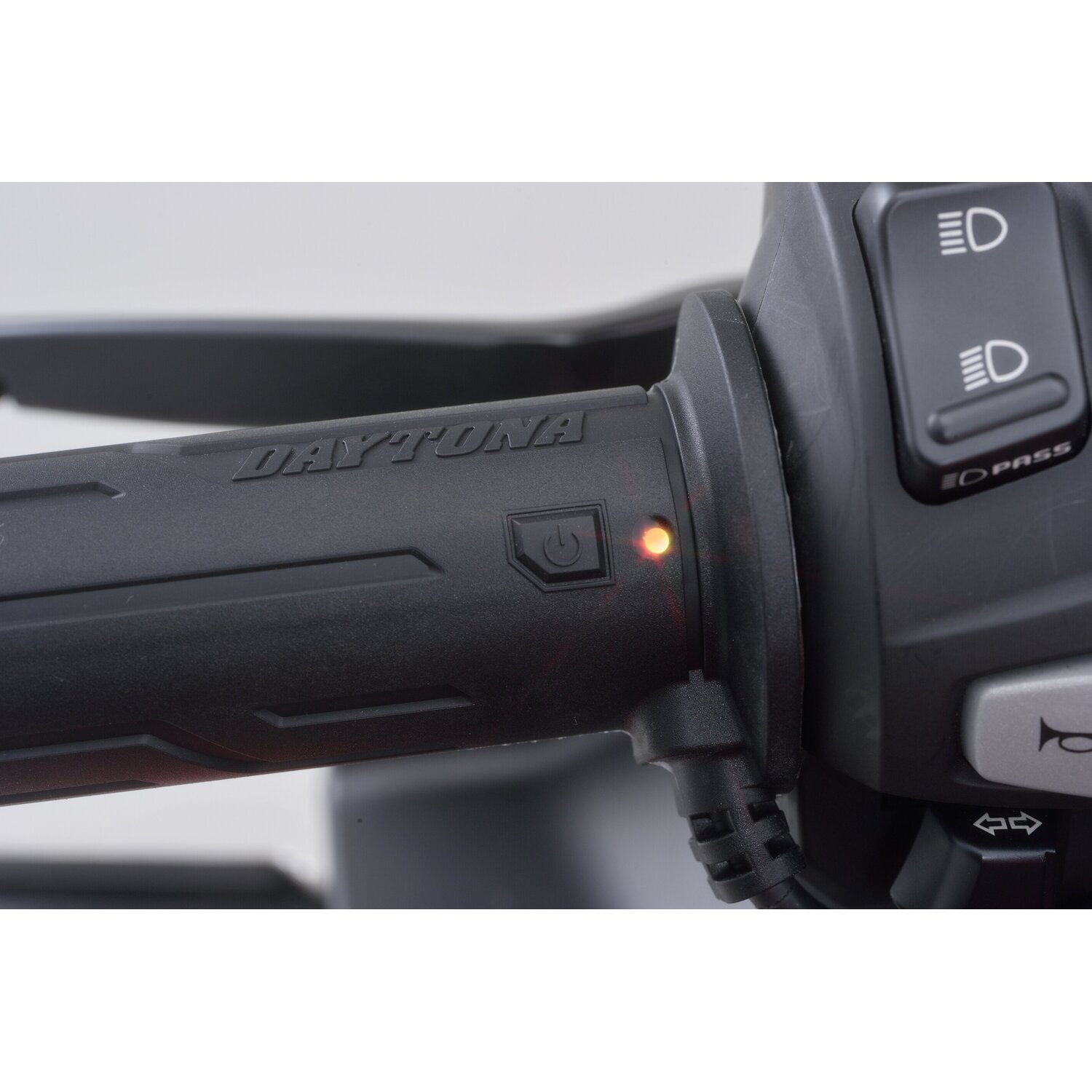 Daytona, heated grips, for 7/8" (22mm) handlebars, Black