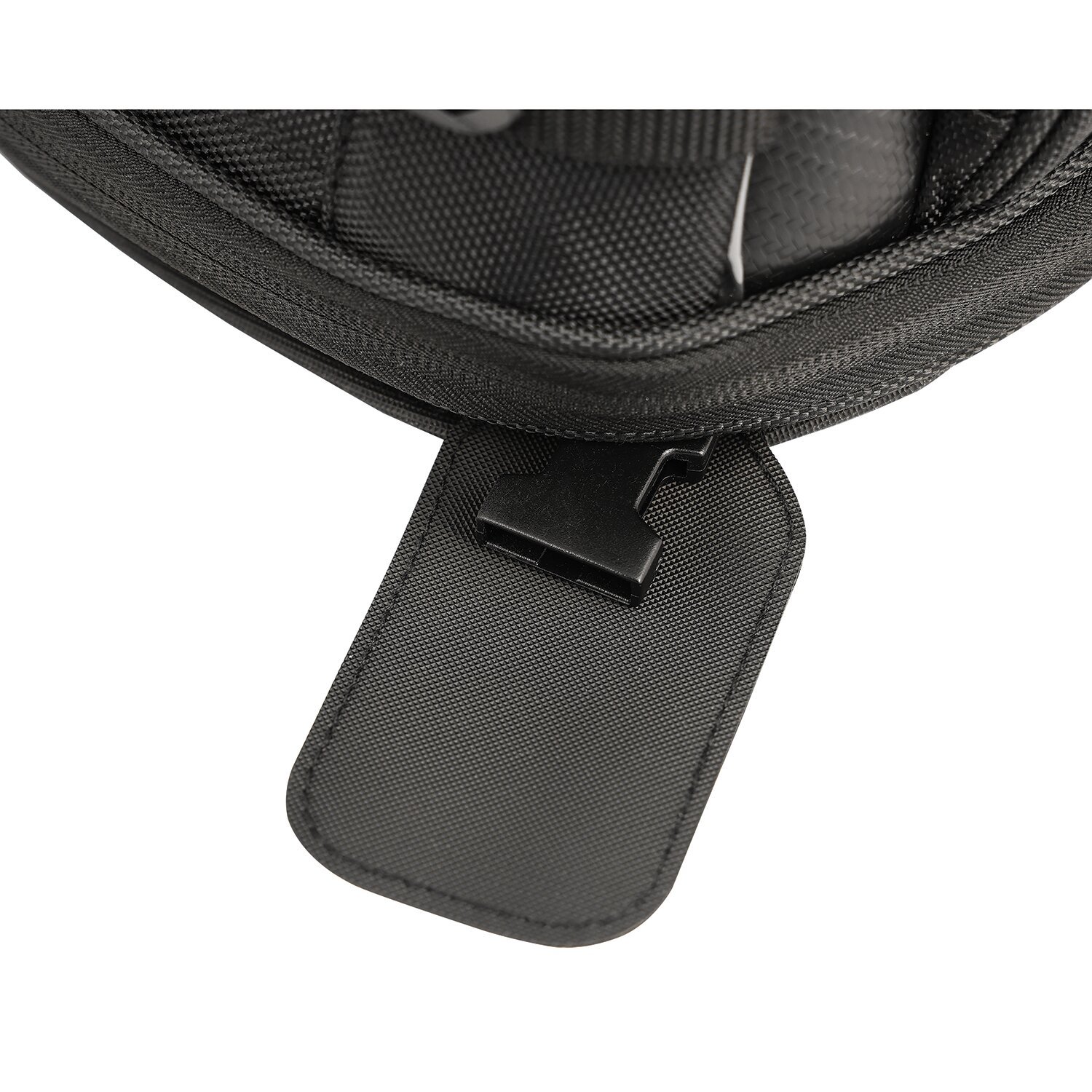 Nelson-Rigg, Commuter lite magnetic/strap tank bag. 5.8L